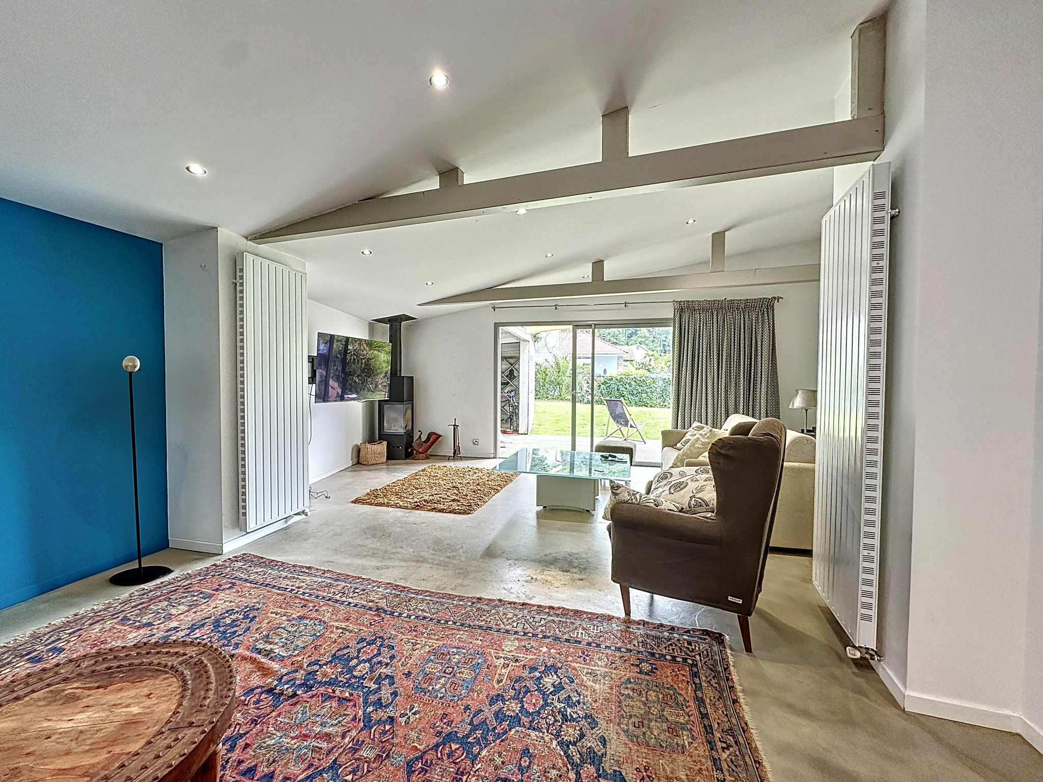 JURANCON CENTER - Very beautiful contemporary apartment with terrace & garden